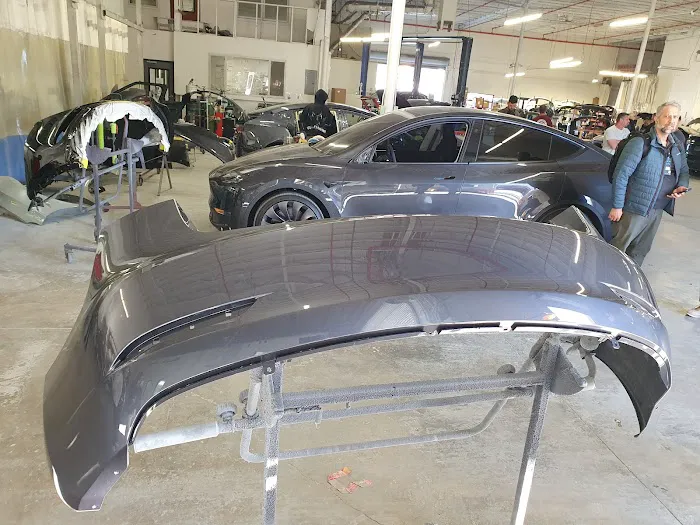 Updated Auto Body Las Vegas 6