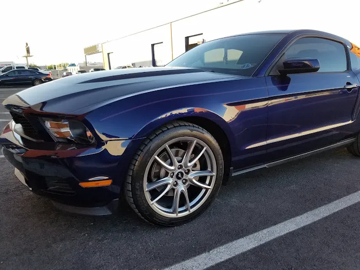 CARSTAR Metropolitan Auto Body & Paint 3