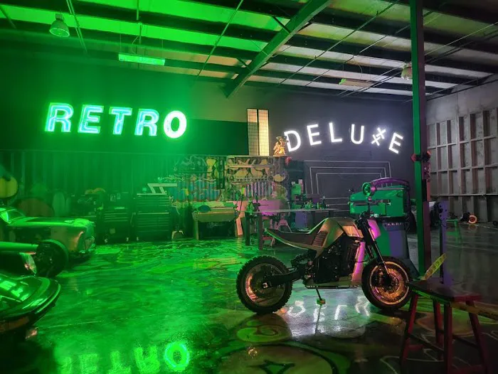 RetroDeluxe 3