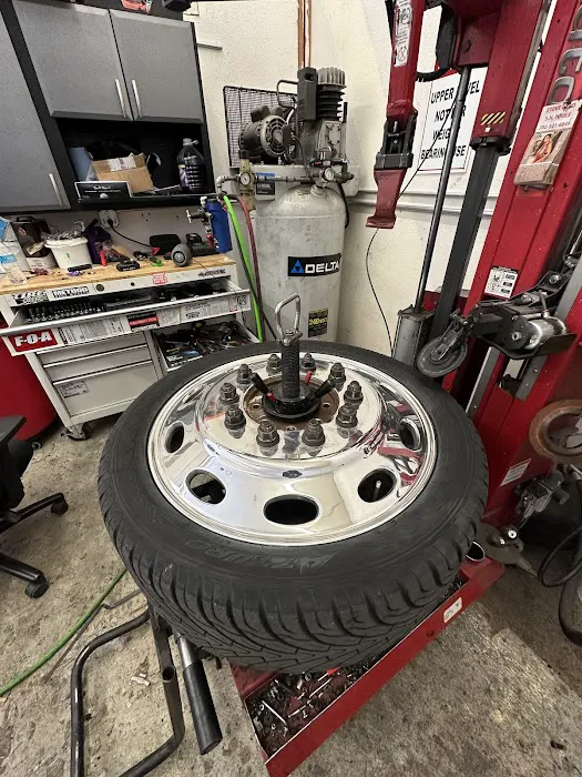 P-Lo’s Tire 4