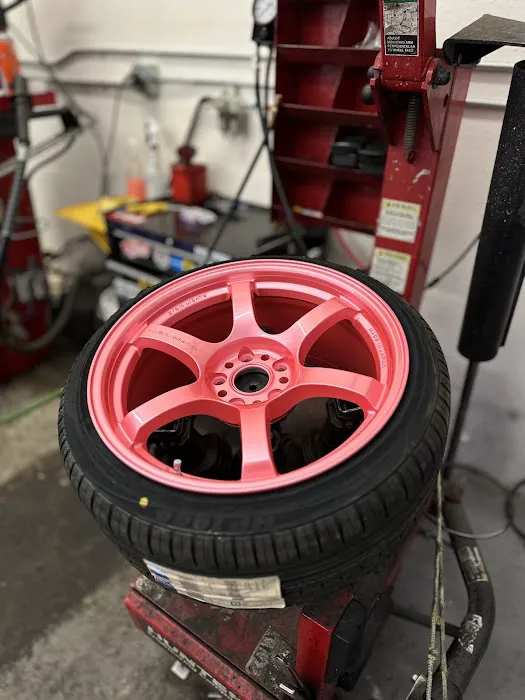 P-Lo’s Tire 8