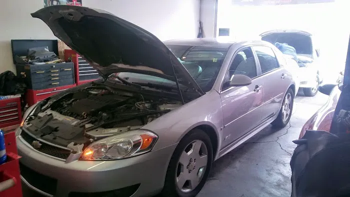 J.&.R Auto Repair 6