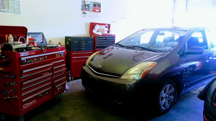 J.&.R Auto Repair 7