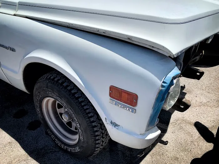 Royal Touch Auto Body 0