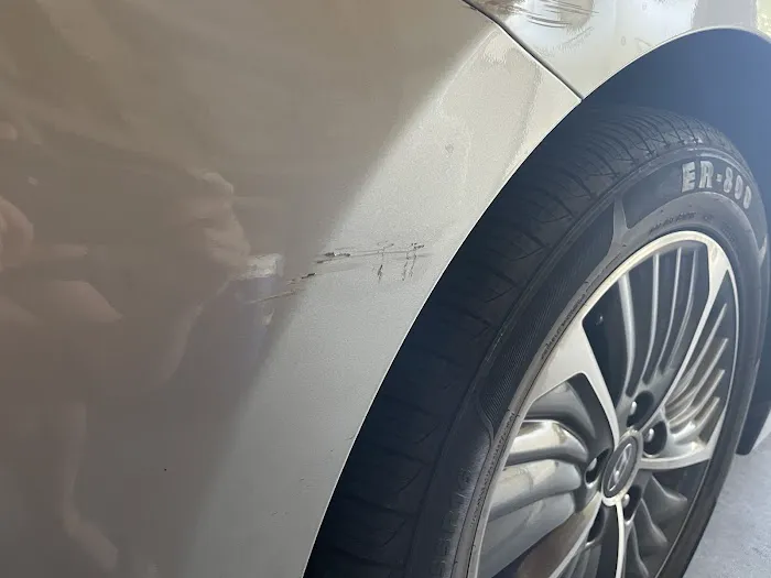 Royal Touch Auto Body 2
