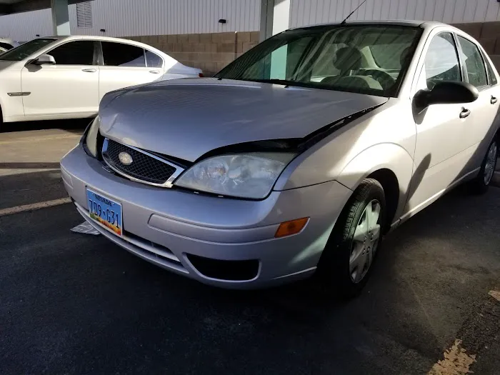 Royal Touch Auto Body 3