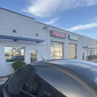 United Auto Glass & Window Tinting