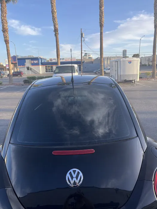 United Auto Glass & Window Tinting 2