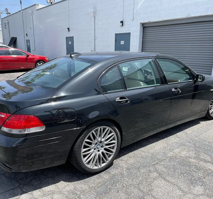Auto Tint Express Window Tinting 8