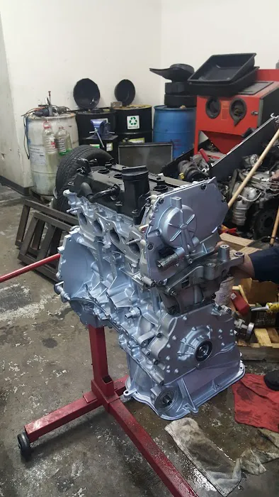 CAR AUTO SERVICE 9