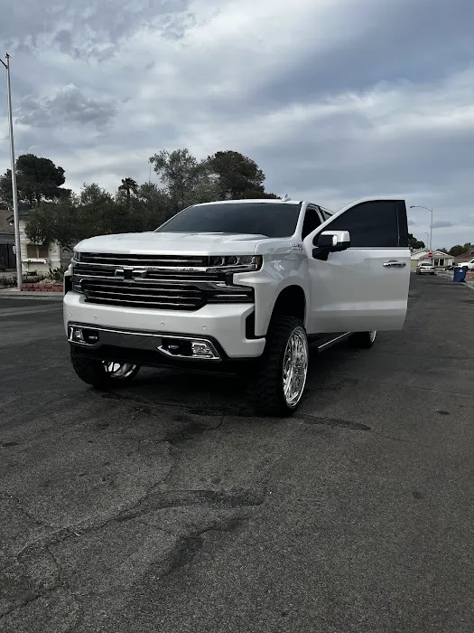 Elite Audio Customs & Collision 3
