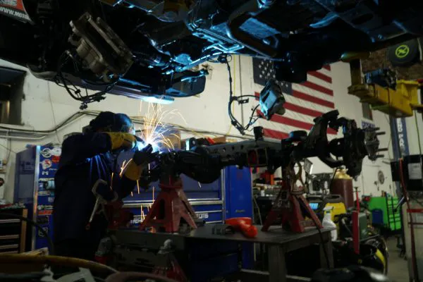 American Off-Road Customs 4x4 upgrade shop 2