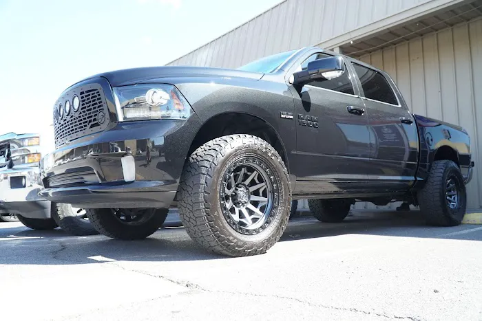 American Off-Road Customs 4x4 upgrade shop 4