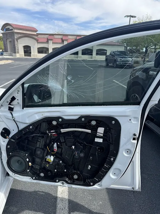 AUTO GLASS SUPER SPORT 2
