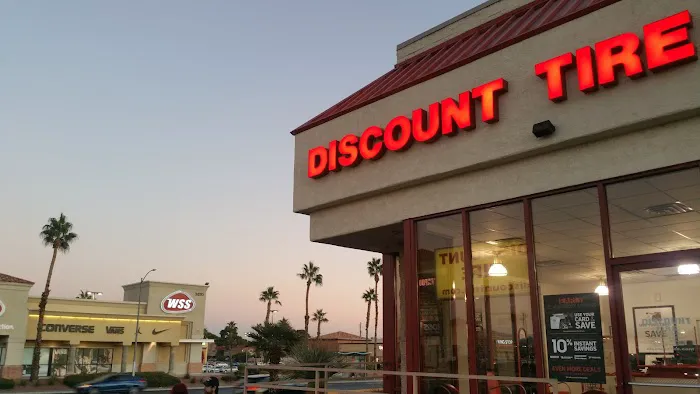 Discount Tire 0