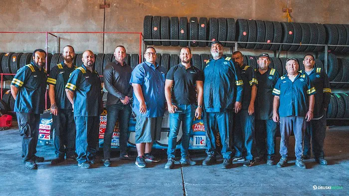 Pro Fleet Repair - Truck & Trailer Repair Las Vegas 1