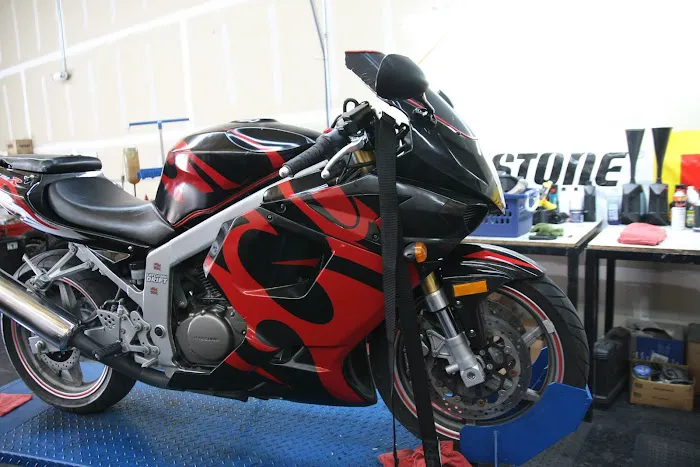 MotoZone 9