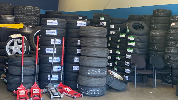 Llantera Del Sur Tire Shop 1