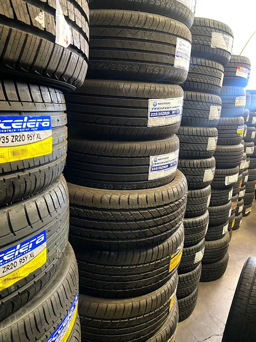 Llantera Del Sur Tire Shop 7