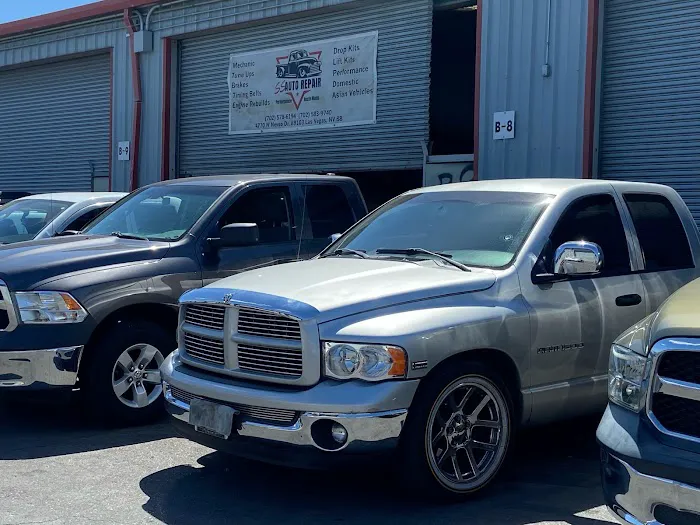 ss auto repair garage 0