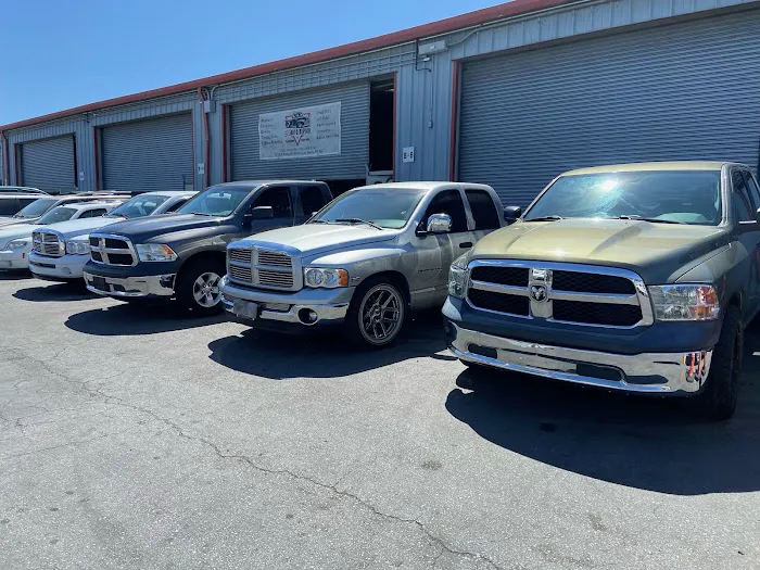 ss auto repair garage 3