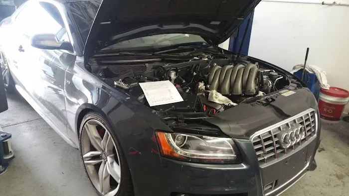 Royal Auto 3