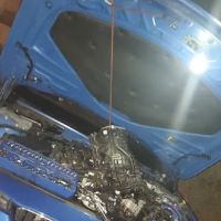 Mobile vehicle diagnostic and oil and brake pads change