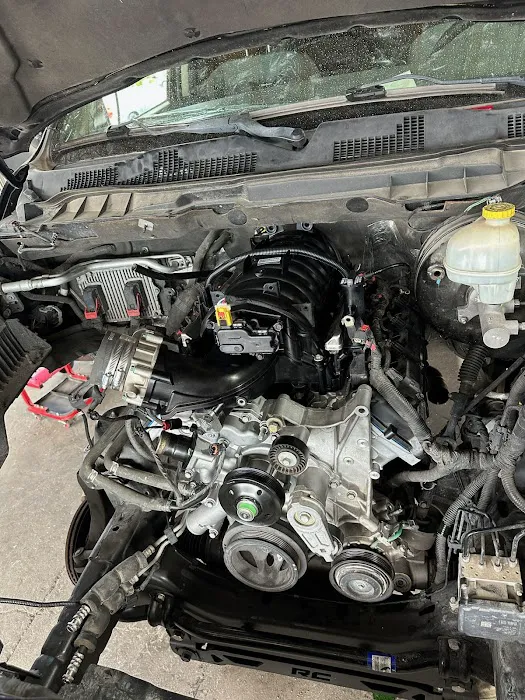 R & R Auto Repair Shop 7
