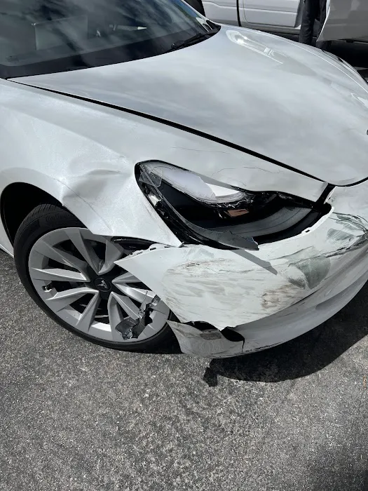 Velocity Collision Center 8