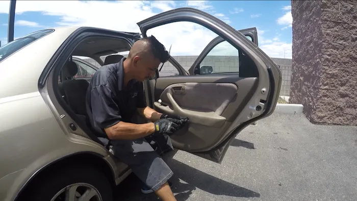 Clear Quality Auto Glass 5