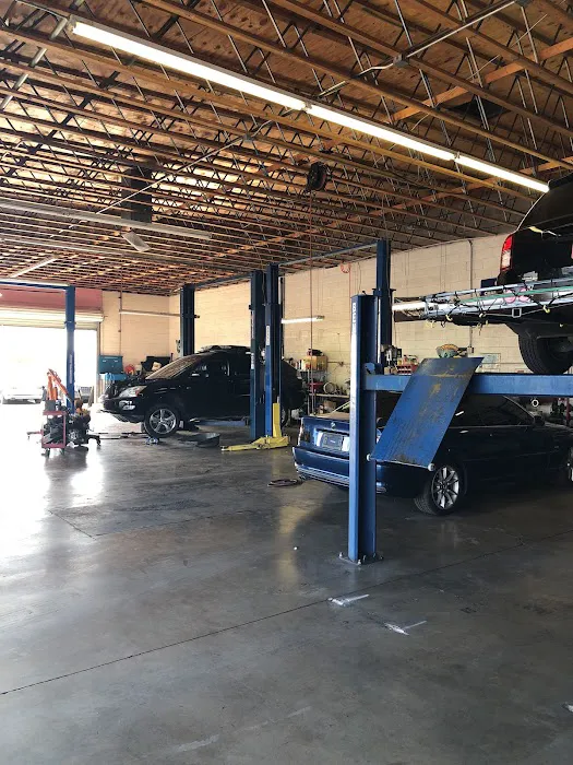 Speed Shop Auto Repair 6