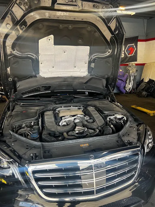 Pop's Automotive 8