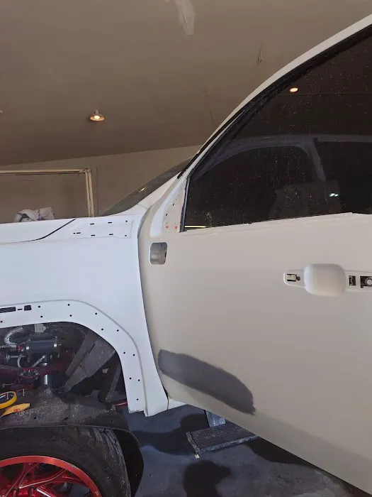 Ecua Solutions Mufflers and Bodyshop 3