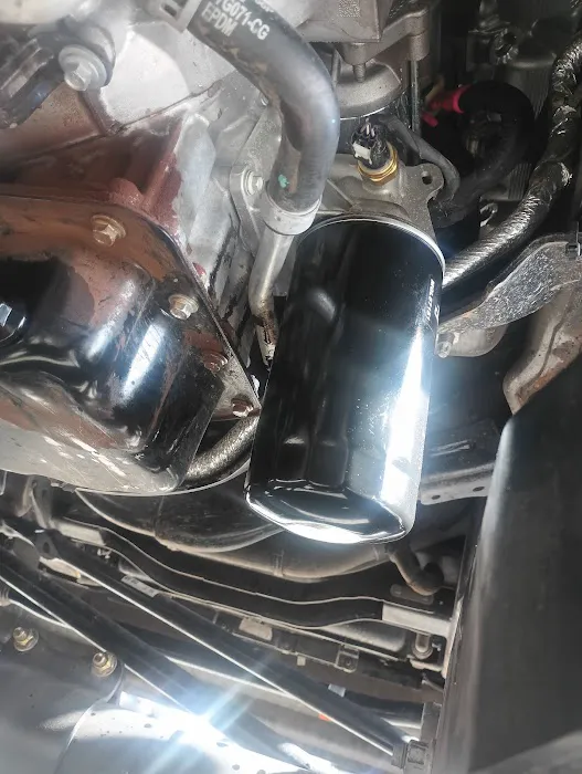 Mobile oil and brake service 7