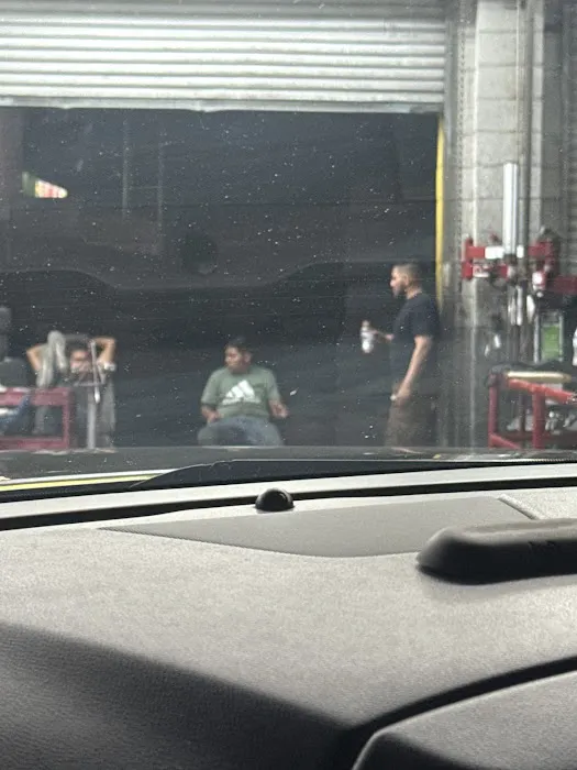 Sam's Tire & Auto Repair 4