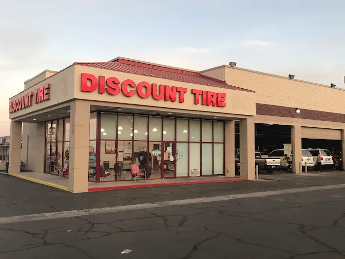 Discount Tire 0