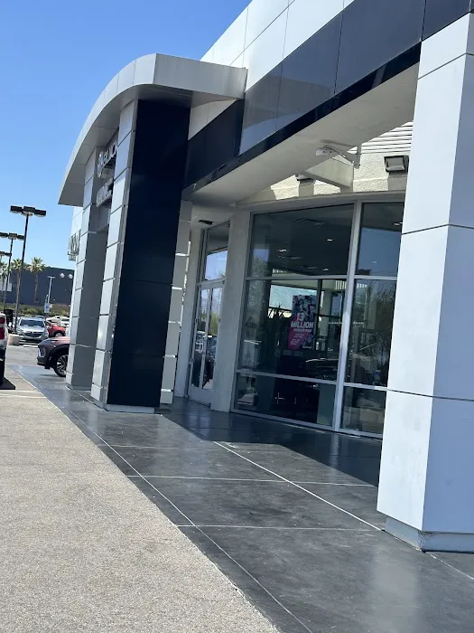 AutoNation Buick GMC West Sahara Service Center 1
