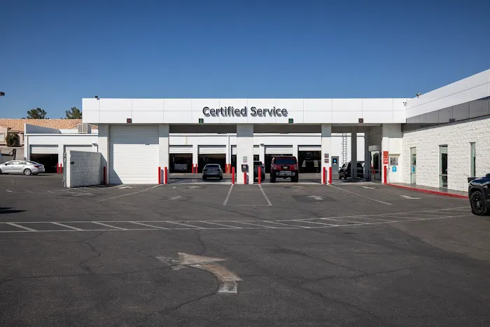 AutoNation Buick GMC West Sahara Service Center 2
