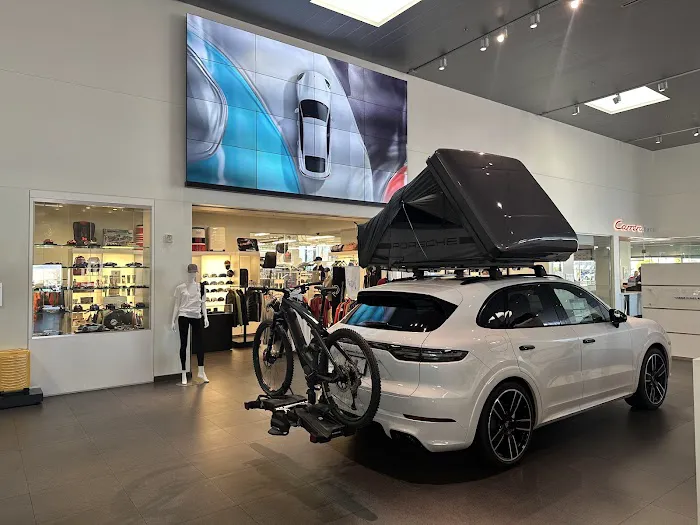 Gaudin Porsche Parts Department 1
