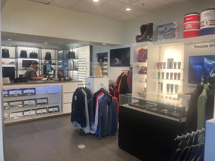 Gaudin Porsche Parts Department 5