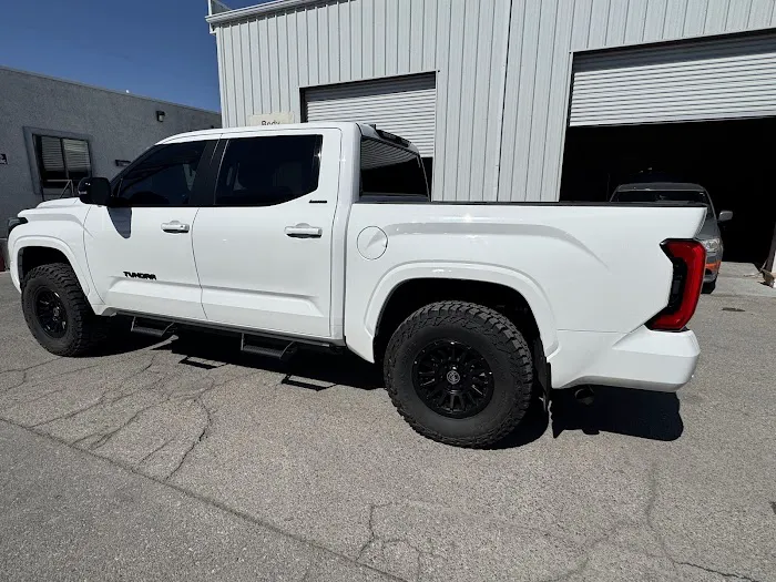 1ST VEGAS AUTO BODY SHOP 4