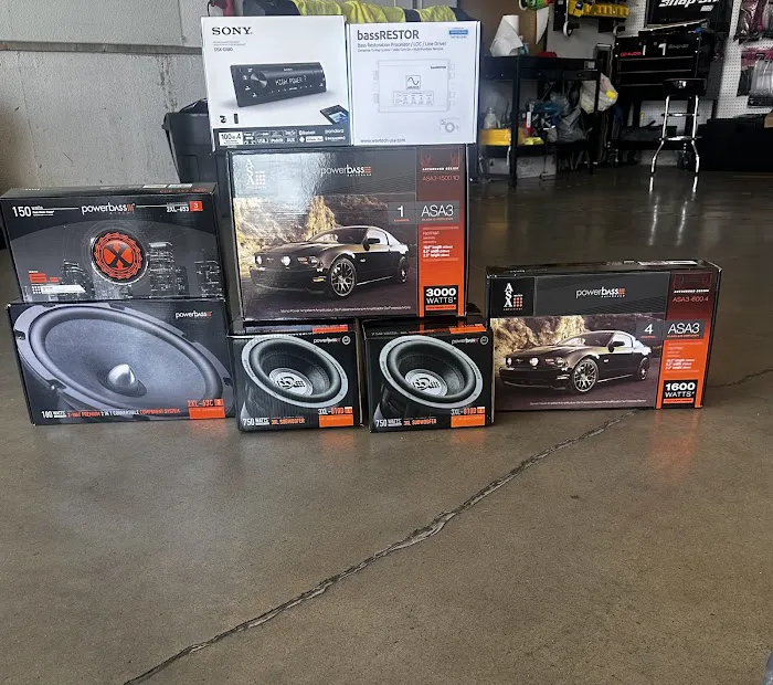 Audio Xpress & Tint 8