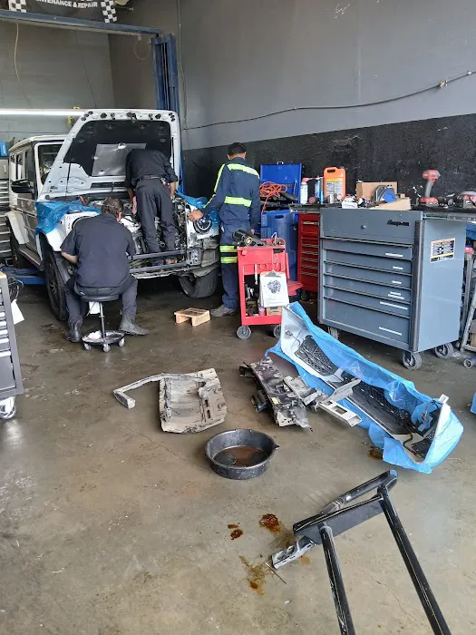 Diaz Automotive BMW & Mercedes benz European mechanics specialist 4