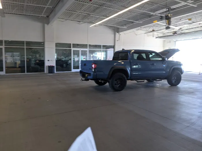 Valley Hi Toyota Service 2