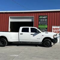 E & C AUTO BODY AND PAINT SOLUTIONS