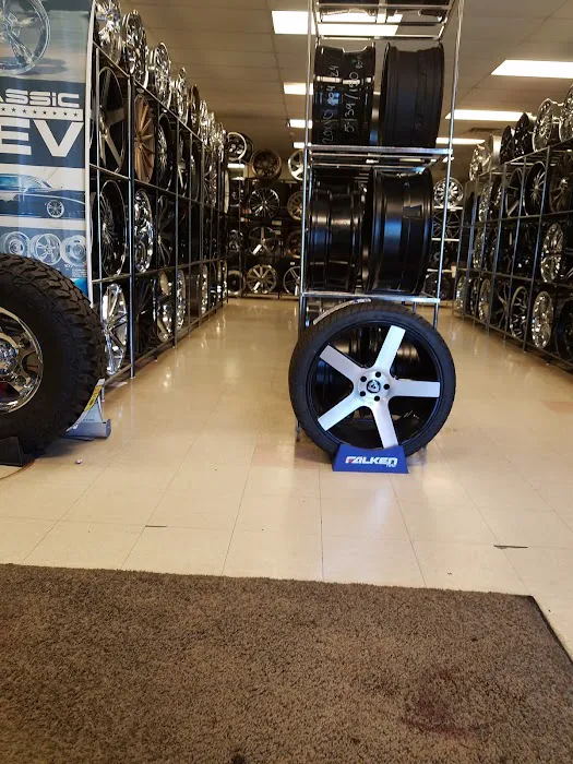 Azteca Tires & Wheels 3