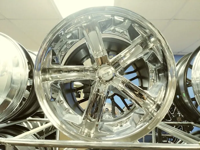 Azteca Tires & Wheels 5