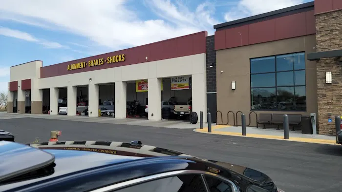 Les Schwab Tire Center 3