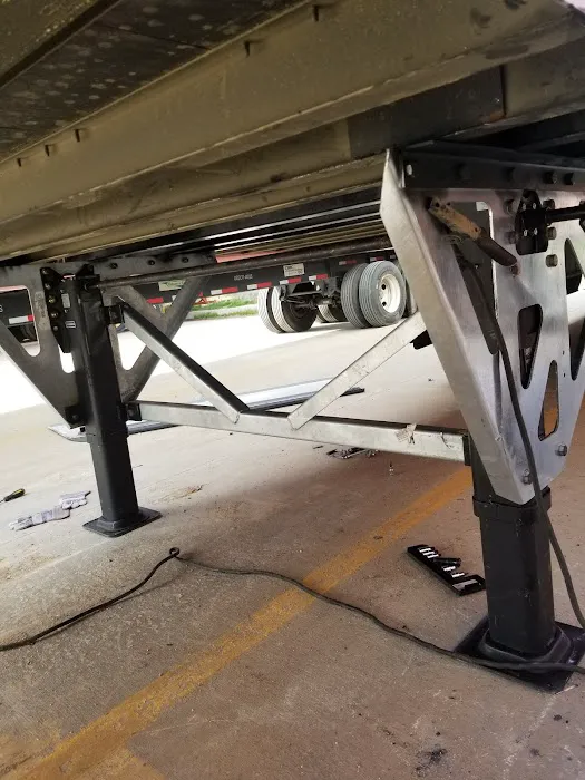 Lucas Truck & Trailer Repair 4