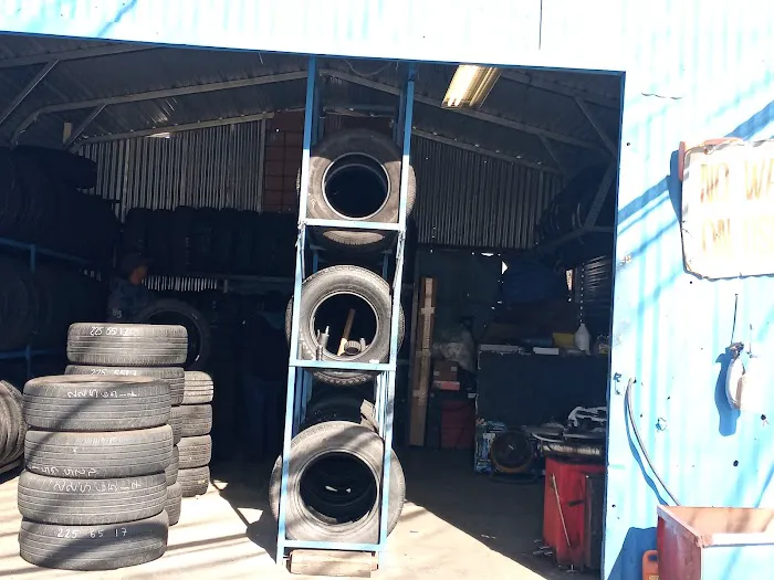 Memo's Auto Repair & Tire Shop 6